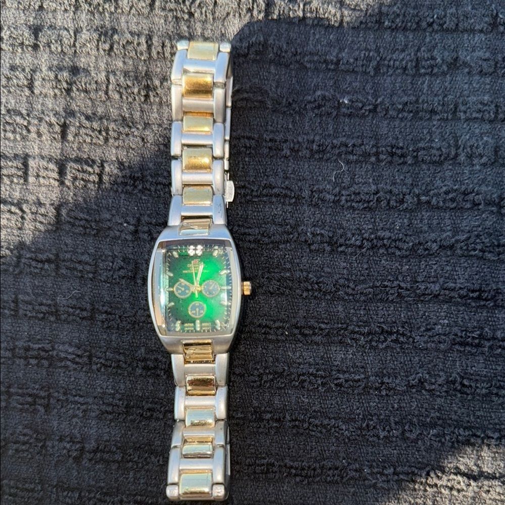 Two-Tone Watch with Green Face